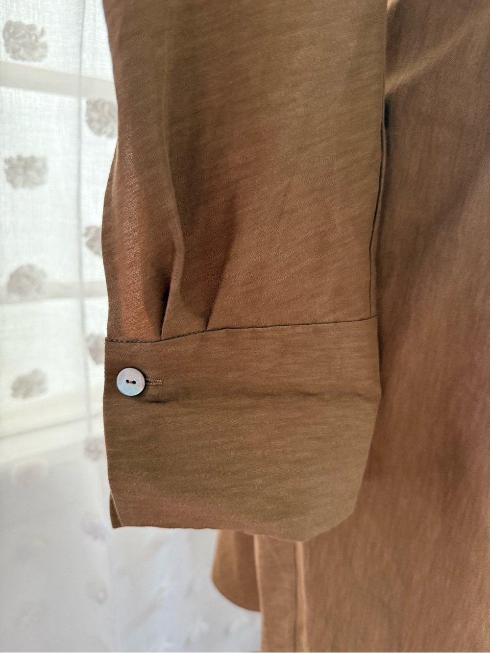 Vince Tie-Back Linen-Blend Shirtdress - Picture 5 of 9